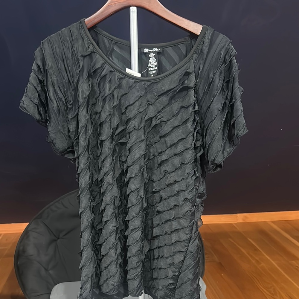 Black Ruffled Short Sleeve Top